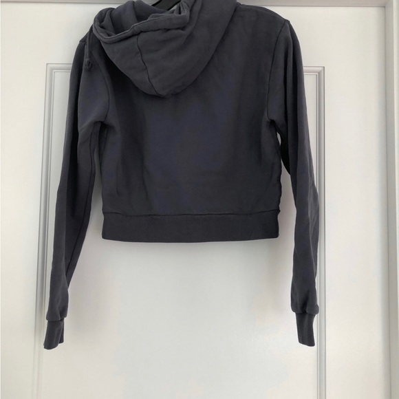 Brandy Melville Hoodie Brandy Melville Brandy Melville Sweatshirt Cropped Hoodie - Picture 2 of 5